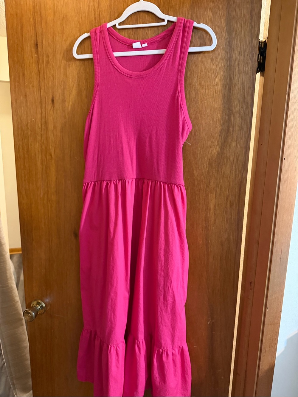GAP Sleeveless Hot Pink Tiered Midi Dress